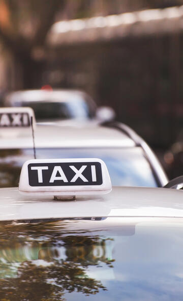 Taxi