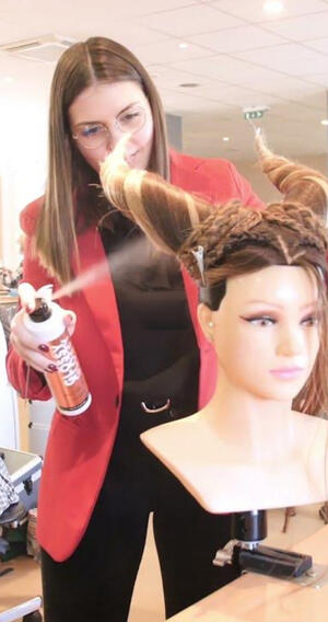 Vidéo de présentation du métier de le coiffure