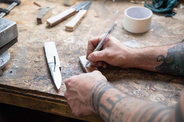 l’atelier d’Acryle métier coutelier
