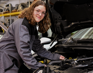 CMA Formation Vannes - Pôle maintenance auto
